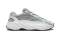 Adidas - Yeezy 700 V2 static
