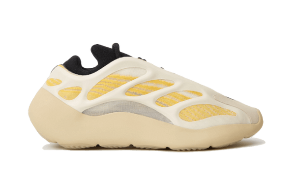 Adidas - Yeezy 700 V3 Safflower