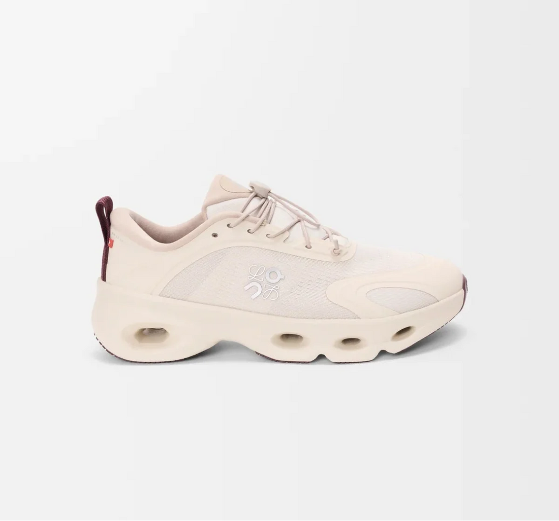 On Running Cloudsolo LOEWE Sand Burgundy