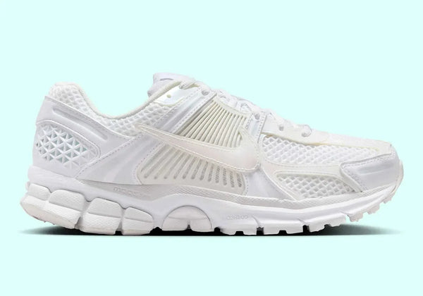 Nike Zoom Vomero 5 Triple White