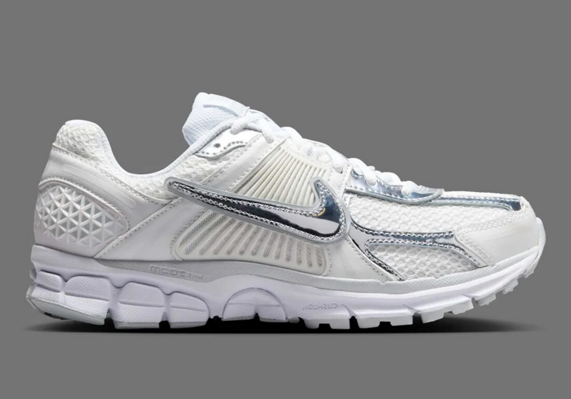 Nike Zoom Vomero 5 Chrome Toe