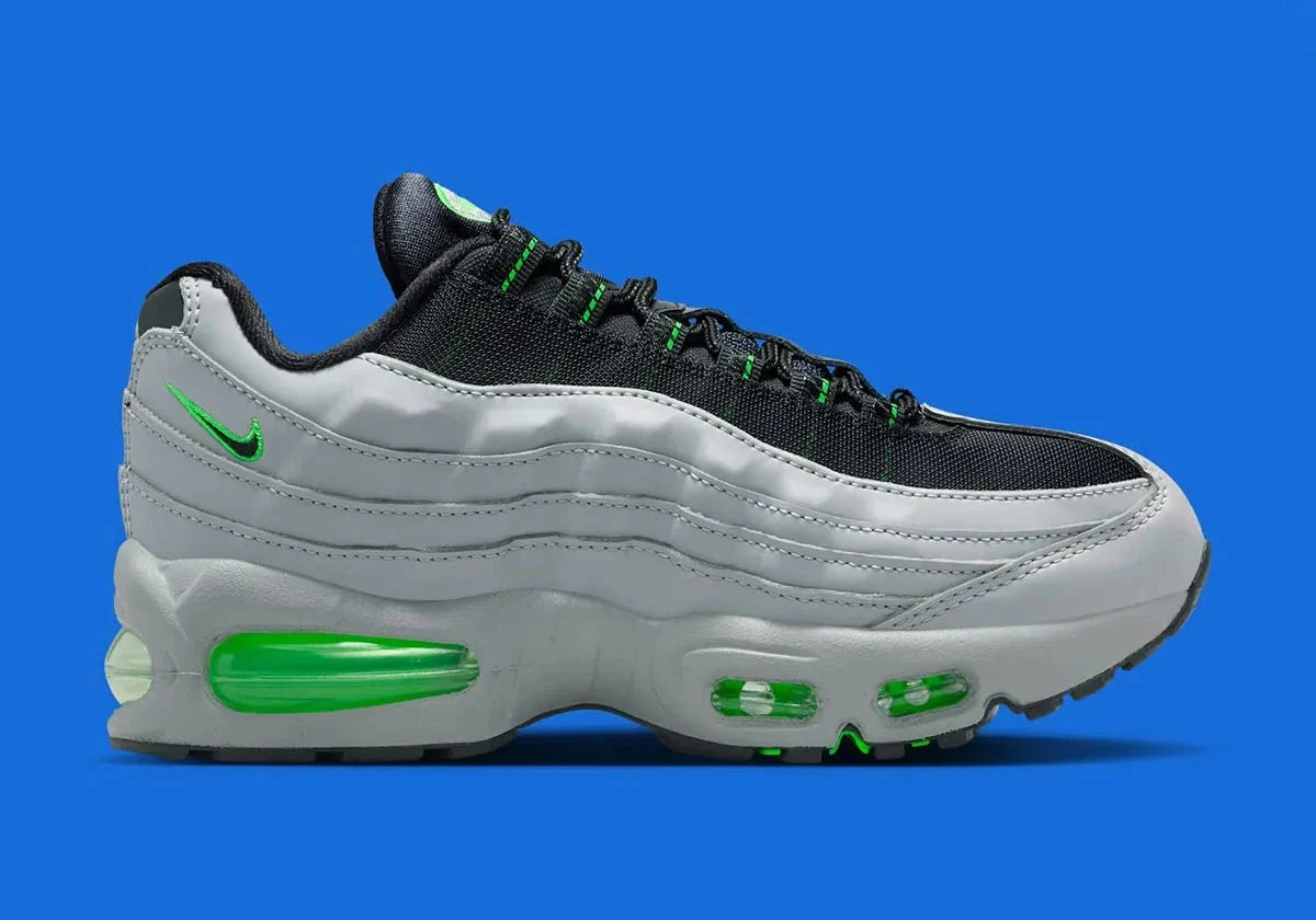 Nike Air Max 95 Racing Pack Light Smoke Green Strike