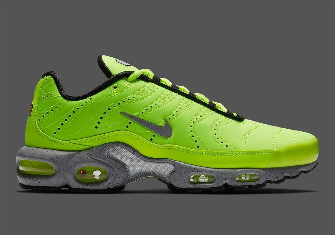 Nike Air Max Plus Full Volt