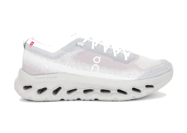 On Running Cloudtilt Moon Zendaya Glacier Alloy